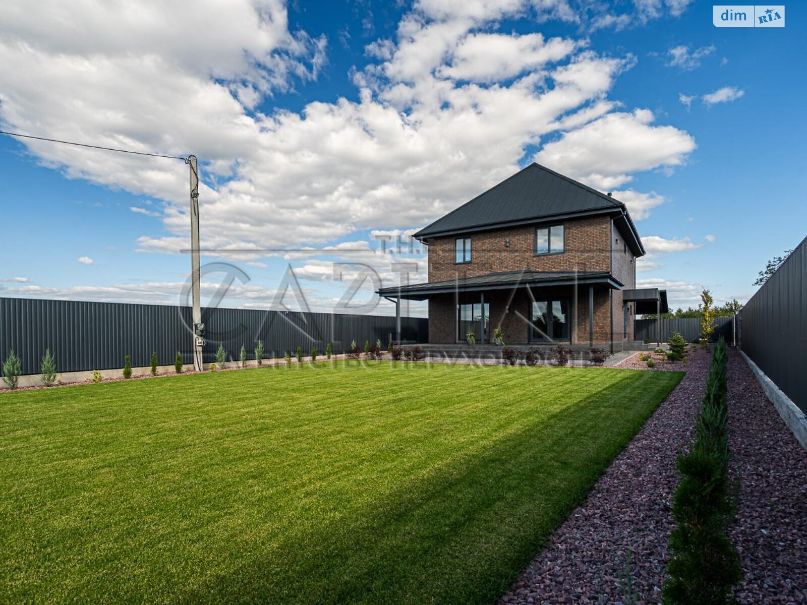 двоповерховий будинок, 230 кв. м, цегла. Продаж у Зеленому Борі фото 1 двоповерховий будинок, 230 кв. м, цегла. Продаж у Зеленому Борі фото 1
