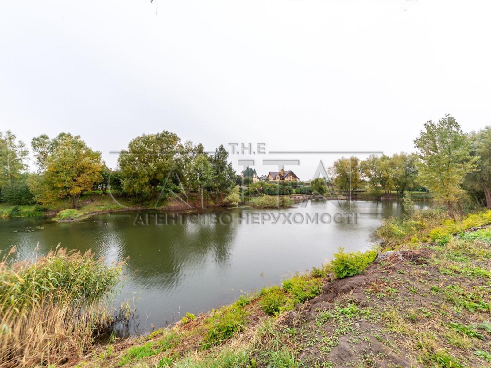 двоповерховий будинок з гаражем, 212 кв. м, кирпич. Продаж у Крушинці фото 1