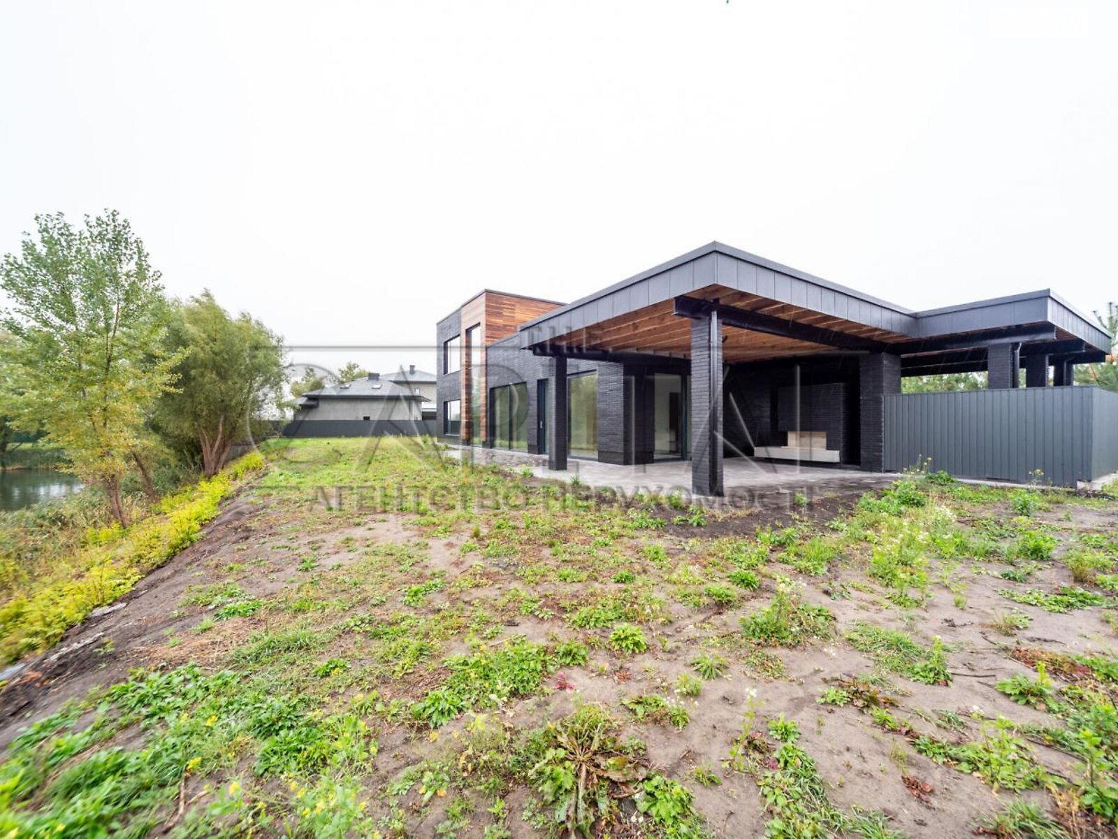 двоповерховий будинок з гаражем, 212 кв. м, кирпич. Продаж у Крушинці фото 1