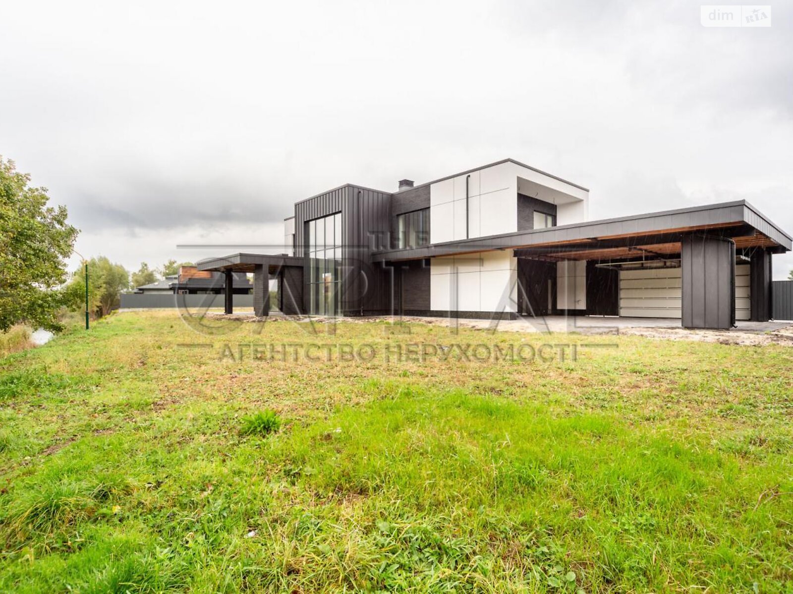 двоповерховий будинок з гаражем, 280 кв. м, кирпич. Продаж у Крушинці фото 1 двоповерховий будинок з гаражем, 280 кв. м, кирпич. Продаж у Крушинці фото 1
