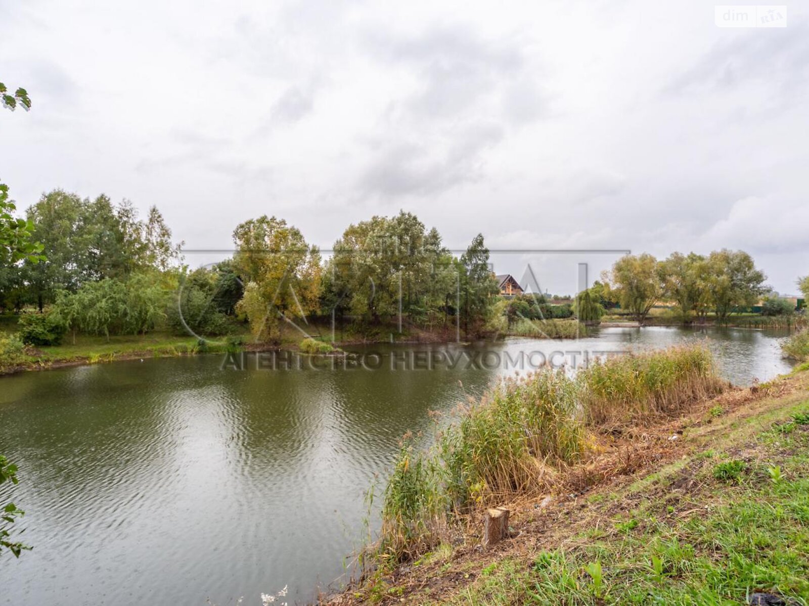 двоповерховий будинок з гаражем, 280 кв. м, кирпич. Продаж у Крушинці фото 1 двоповерховий будинок з гаражем, 280 кв. м, кирпич. Продаж у Крушинці фото 1