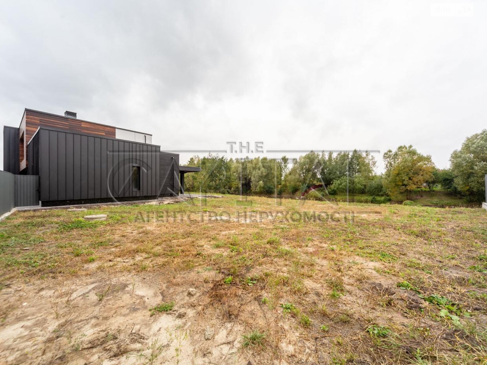 двоповерховий будинок з гаражем, 280 кв. м, кирпич. Продаж у Крушинці фото 1 двоповерховий будинок з гаражем, 280 кв. м, кирпич. Продаж у Крушинці фото 1