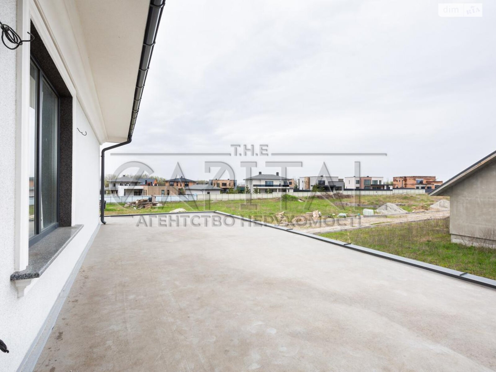 двухэтажный дом с гаражом, 298.97 кв. м, кирпич. Продажа в Крушинке фото 1 двухэтажный дом с гаражом, 298.97 кв. м, кирпич. Продажа в Крушинке фото 1