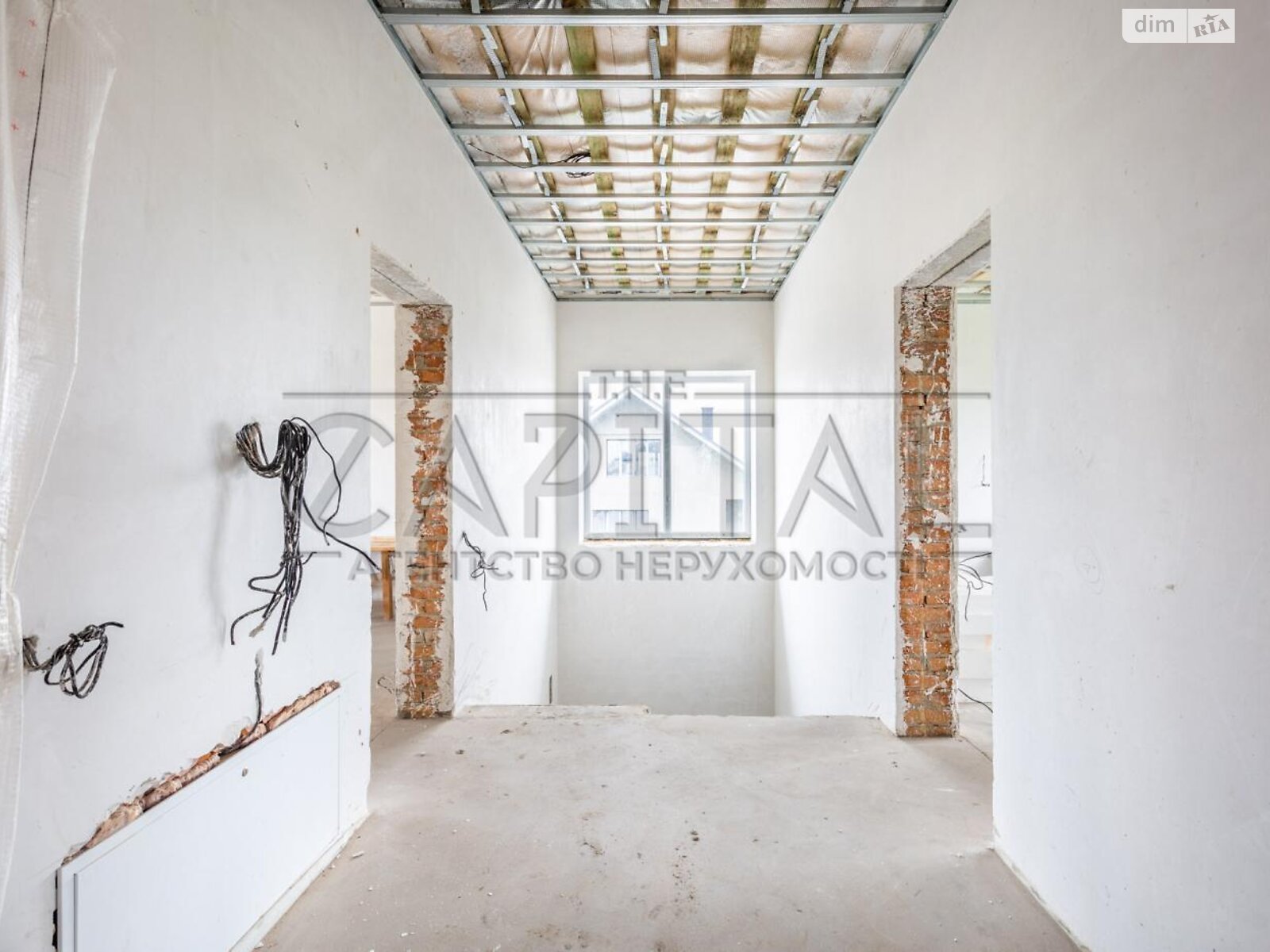 двухэтажный дом с гаражом, 298.97 кв. м, кирпич. Продажа в Крушинке фото 1 двухэтажный дом с гаражом, 298.97 кв. м, кирпич. Продажа в Крушинке фото 1