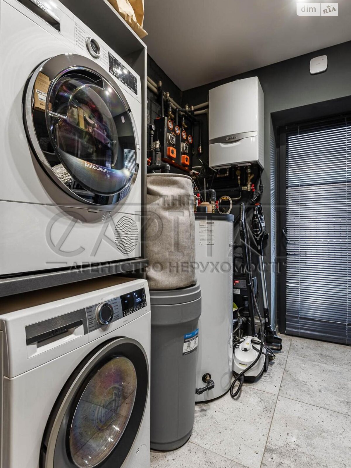 двухэтажный дом, 265 кв. м, кирпич. Продажа в Крушинке фото 1 двухэтажный дом, 265 кв. м, кирпич. Продажа в Крушинке фото 1