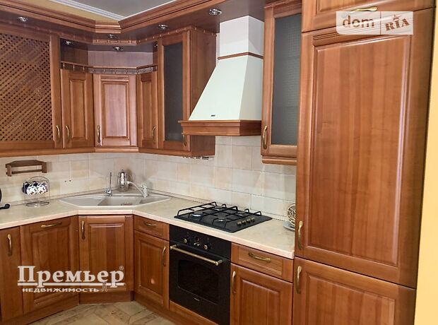 триповерховий будинок з ремонтом, 260 кв. м, цегла. Продаж у Крижанівка фото 1 триповерховий будинок з ремонтом, 260 кв. м, цегла. Продаж у Крижанівка фото 1