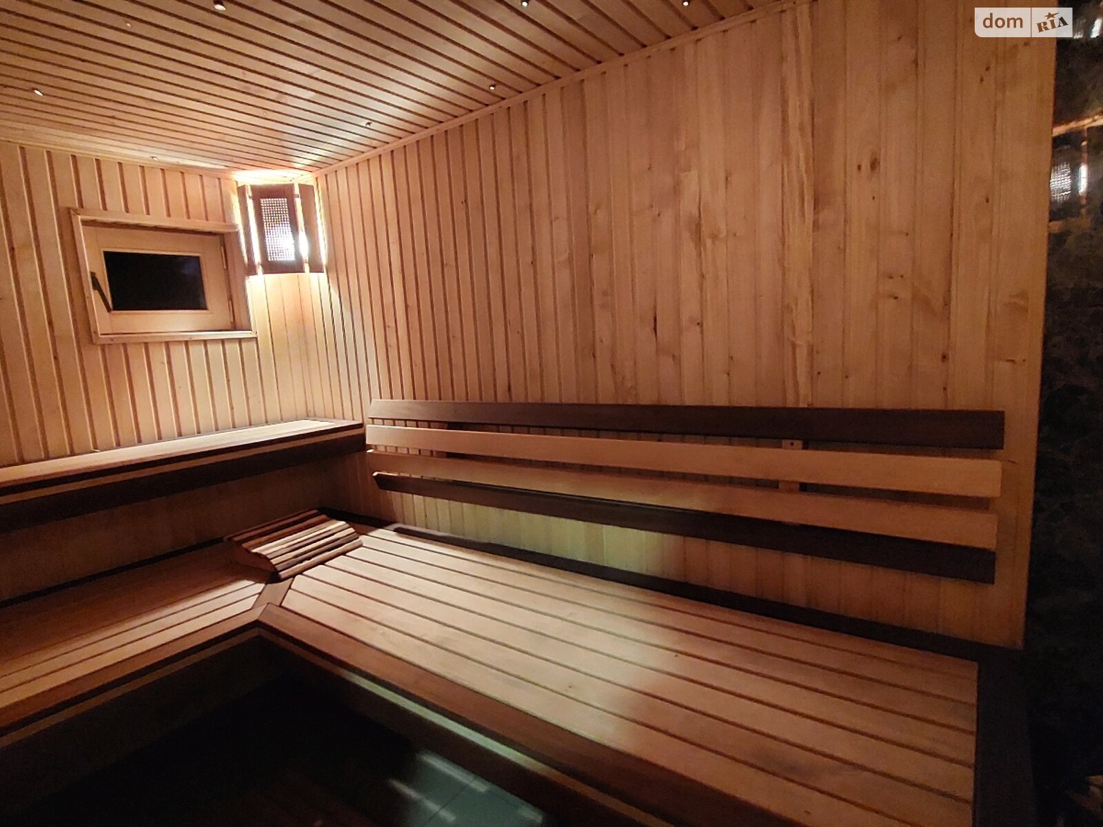 триповерховий будинок з верандою, 600 кв. м, цегла. Продаж у Крижанівка фото 1 триповерховий будинок з верандою, 600 кв. м, цегла. Продаж у Крижанівка фото 1