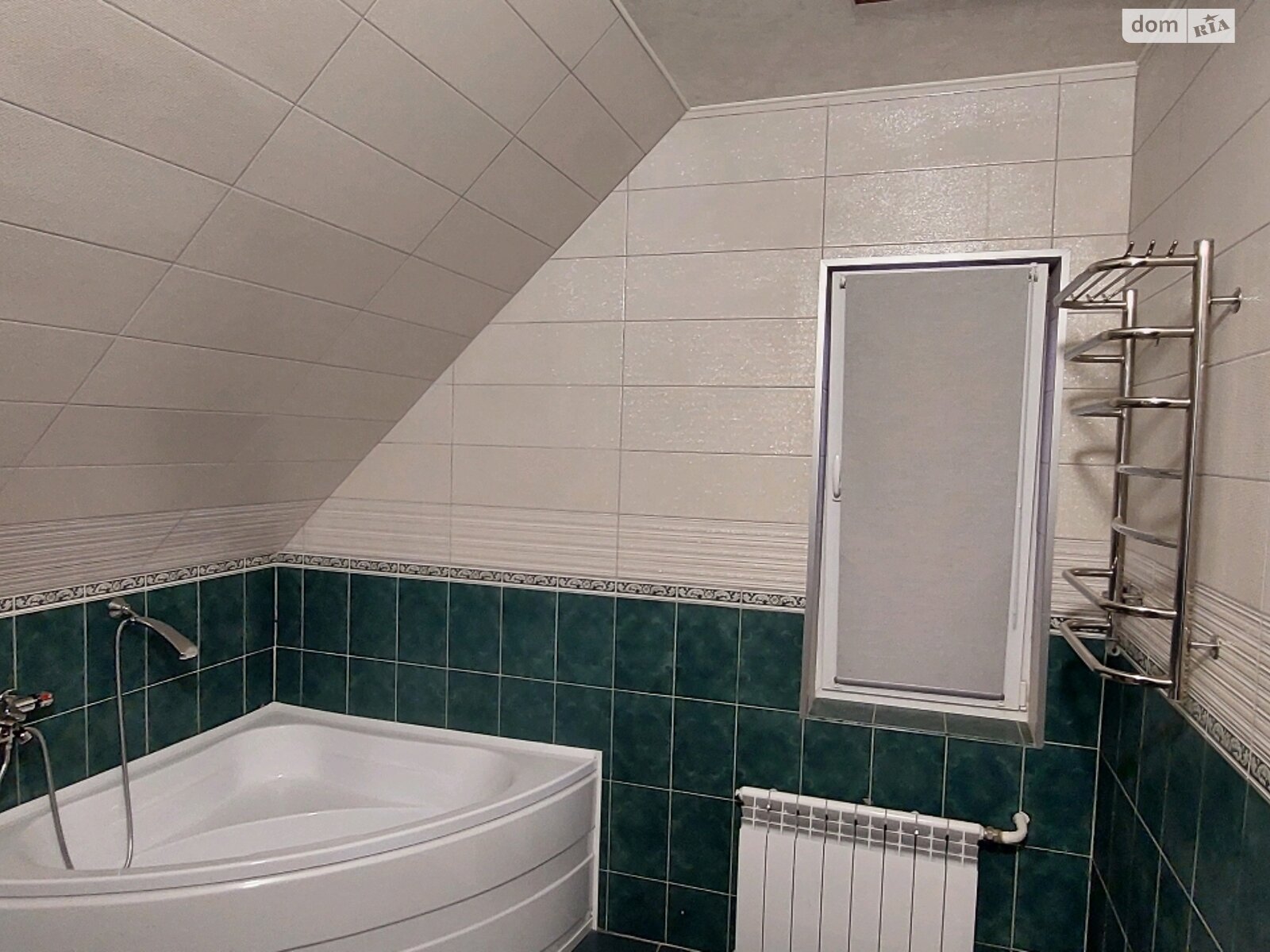 триповерховий будинок з верандою, 600 кв. м, цегла. Продаж у Крижанівка фото 1 триповерховий будинок з верандою, 600 кв. м, цегла. Продаж у Крижанівка фото 1