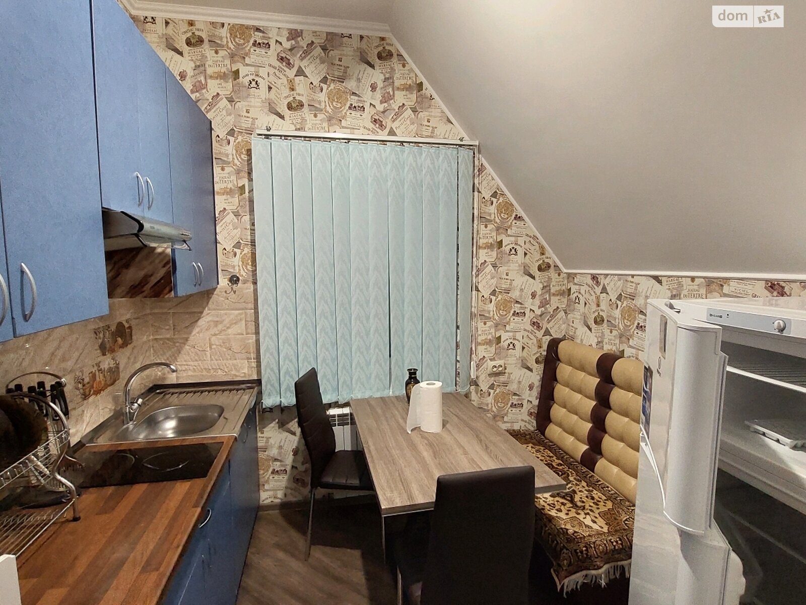 триповерховий будинок з верандою, 600 кв. м, цегла. Продаж у Крижанівка фото 1 триповерховий будинок з верандою, 600 кв. м, цегла. Продаж у Крижанівка фото 1