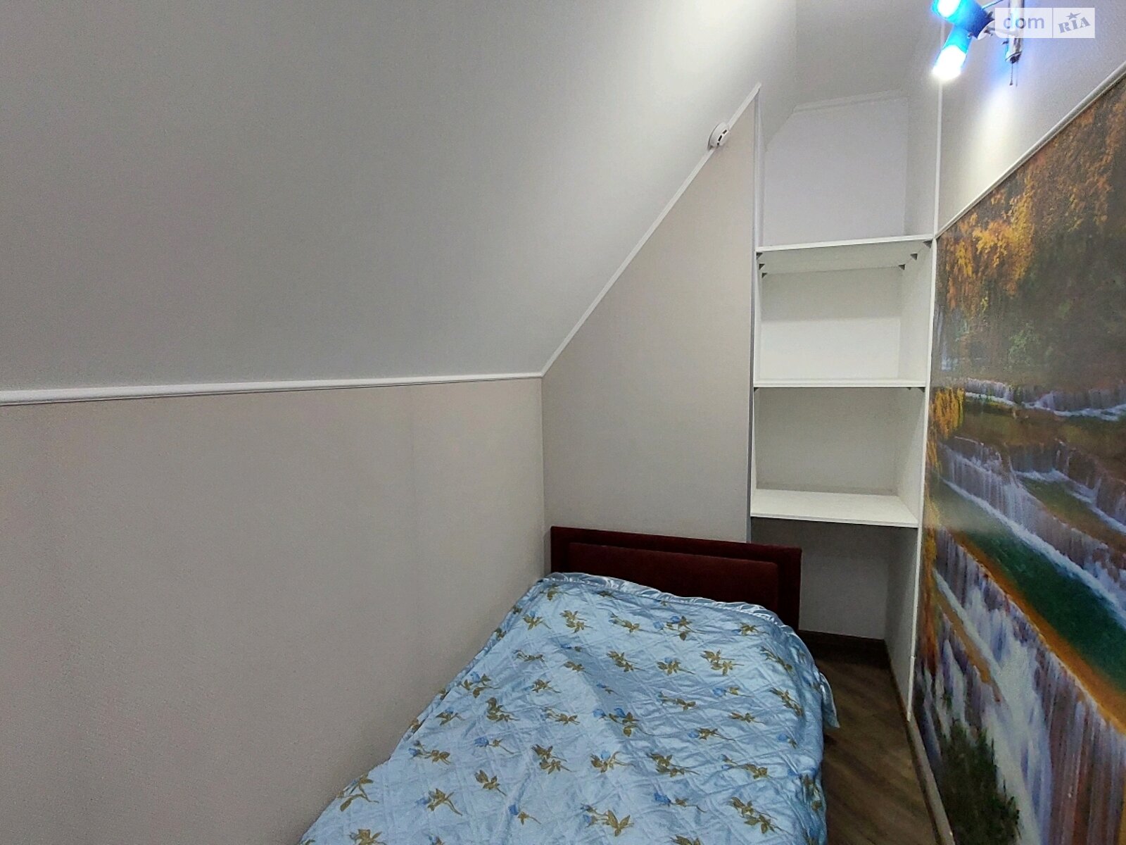 триповерховий будинок з верандою, 600 кв. м, цегла. Продаж у Крижанівка фото 1 триповерховий будинок з верандою, 600 кв. м, цегла. Продаж у Крижанівка фото 1
