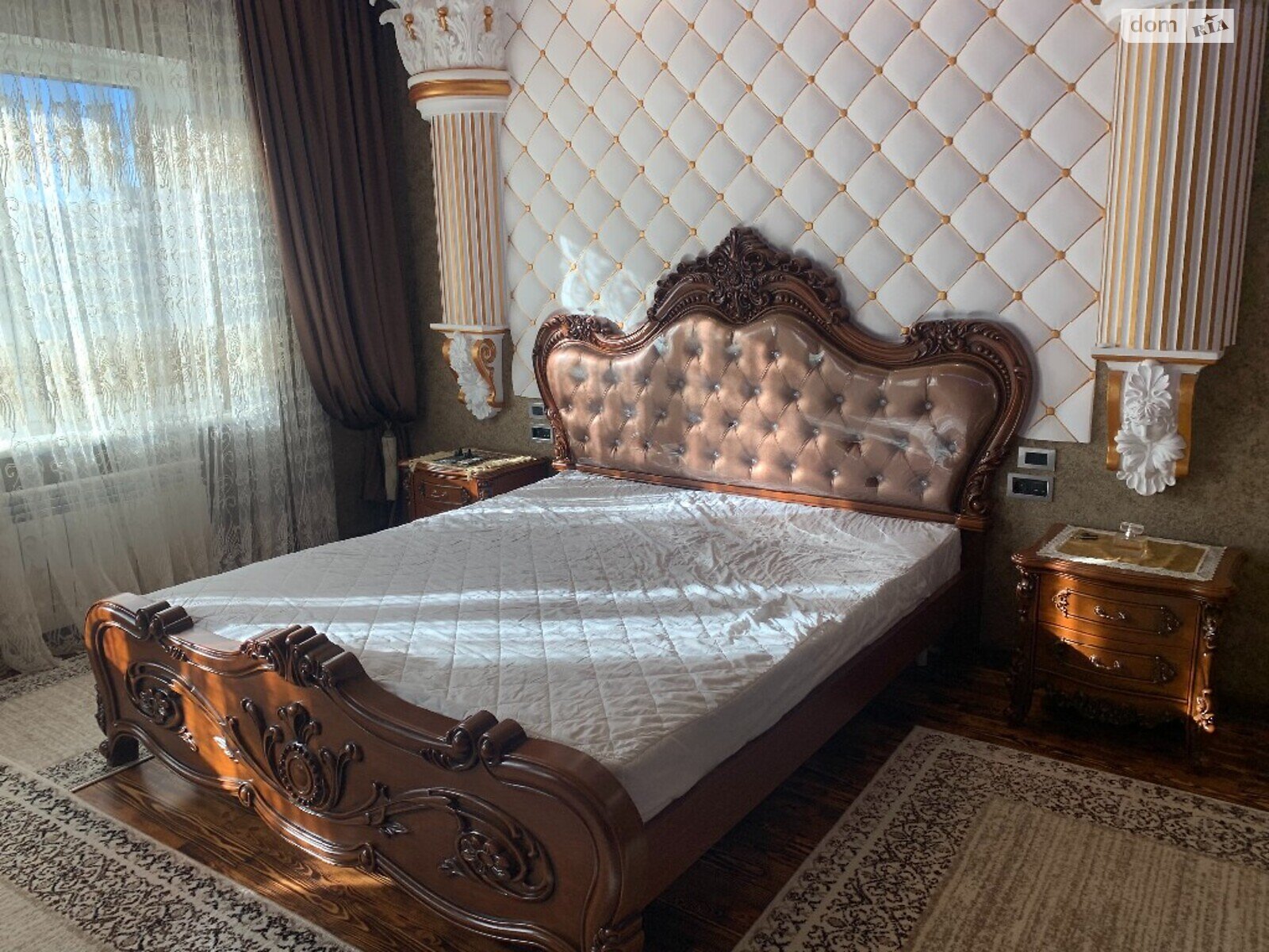 триповерховий будинок з верандою, 600 кв. м, цегла. Продаж у Крижанівка фото 1 триповерховий будинок з верандою, 600 кв. м, цегла. Продаж у Крижанівка фото 1