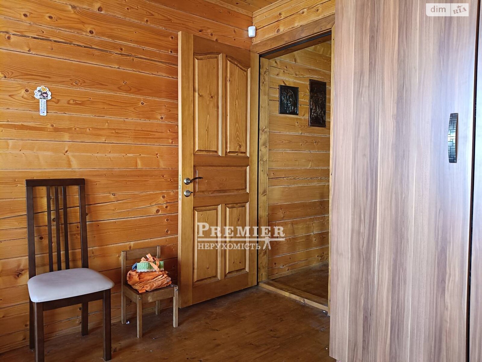 двоповерховий будинок з меблями, 109.4 кв. м, цегла. Продаж у Кріжанівці фото 1 двоповерховий будинок з меблями, 109.4 кв. м, цегла. Продаж у Кріжанівці фото 1