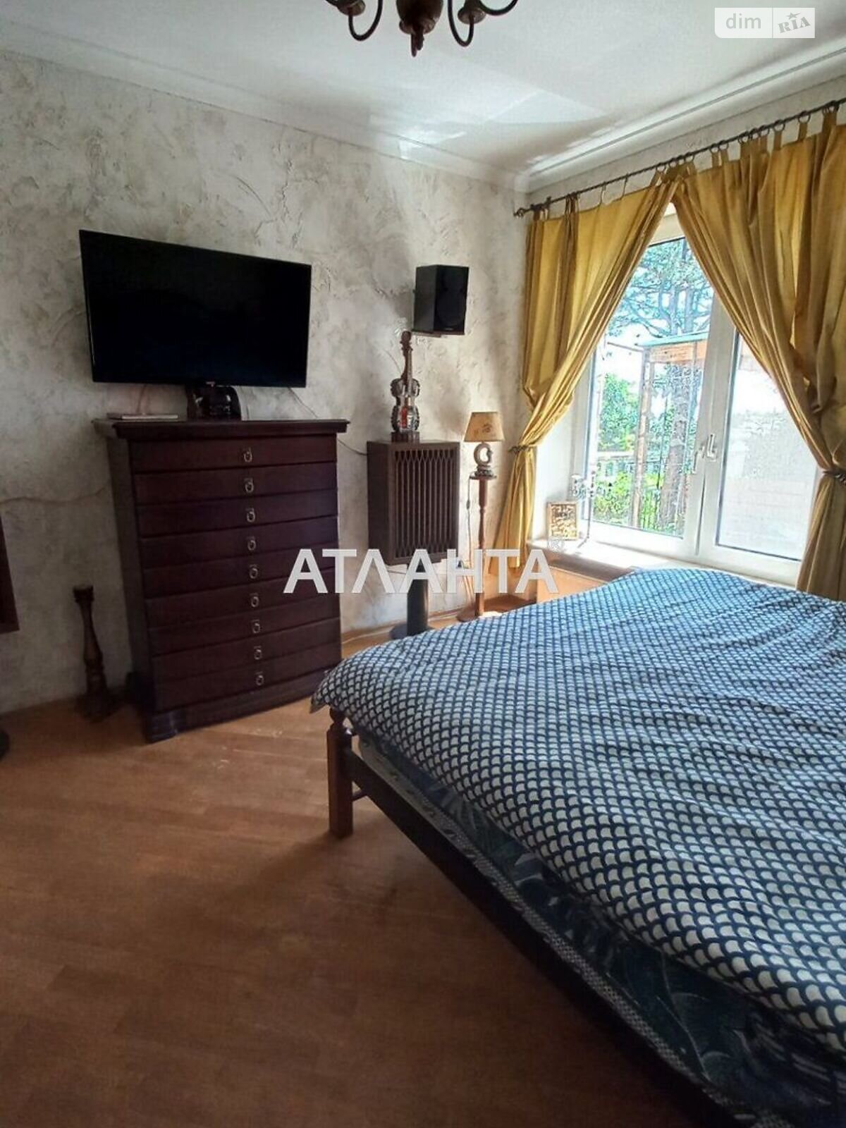 трехэтажный дом, 380 кв. м, кирпич. Продажа в Крыжановке фото 1