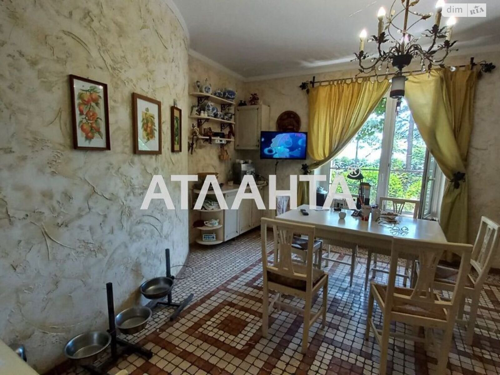 трехэтажный дом, 380 кв. м, кирпич. Продажа в Крыжановке фото 1