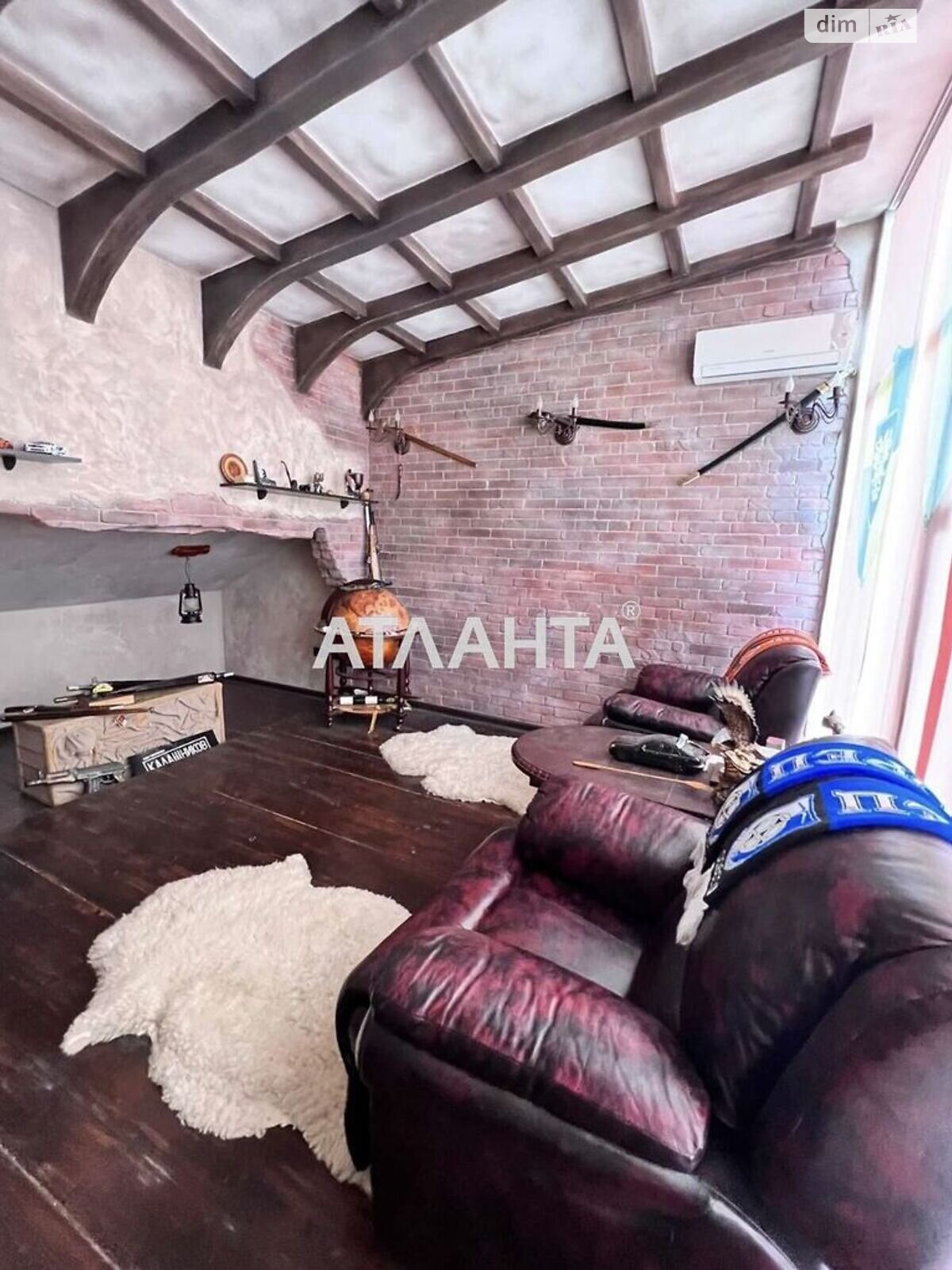 трехэтажный дом, 223 кв. м, газобетон. Продажа в Крыжановке фото 1