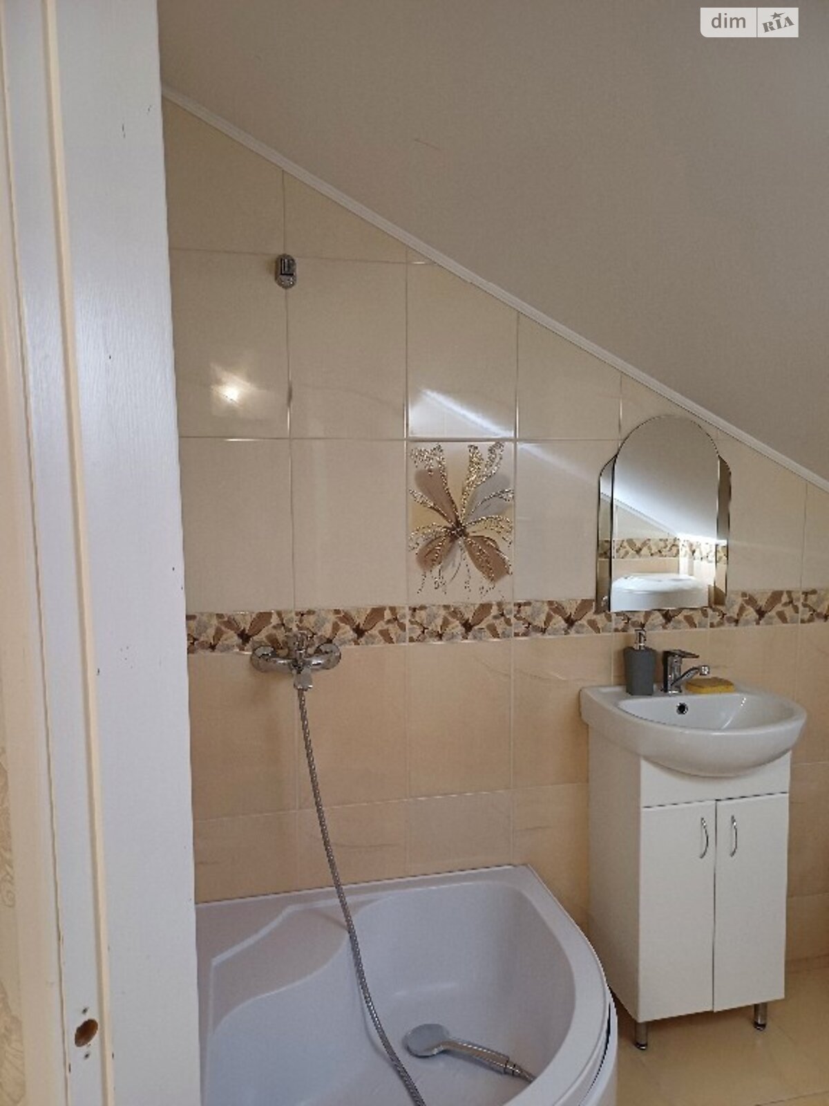 двухэтажный дом с ремонтом, 215 кв. м, кирпич. Продажа в Крыжановке фото 1 двухэтажный дом с ремонтом, 215 кв. м, кирпич. Продажа в Крыжановке фото 1