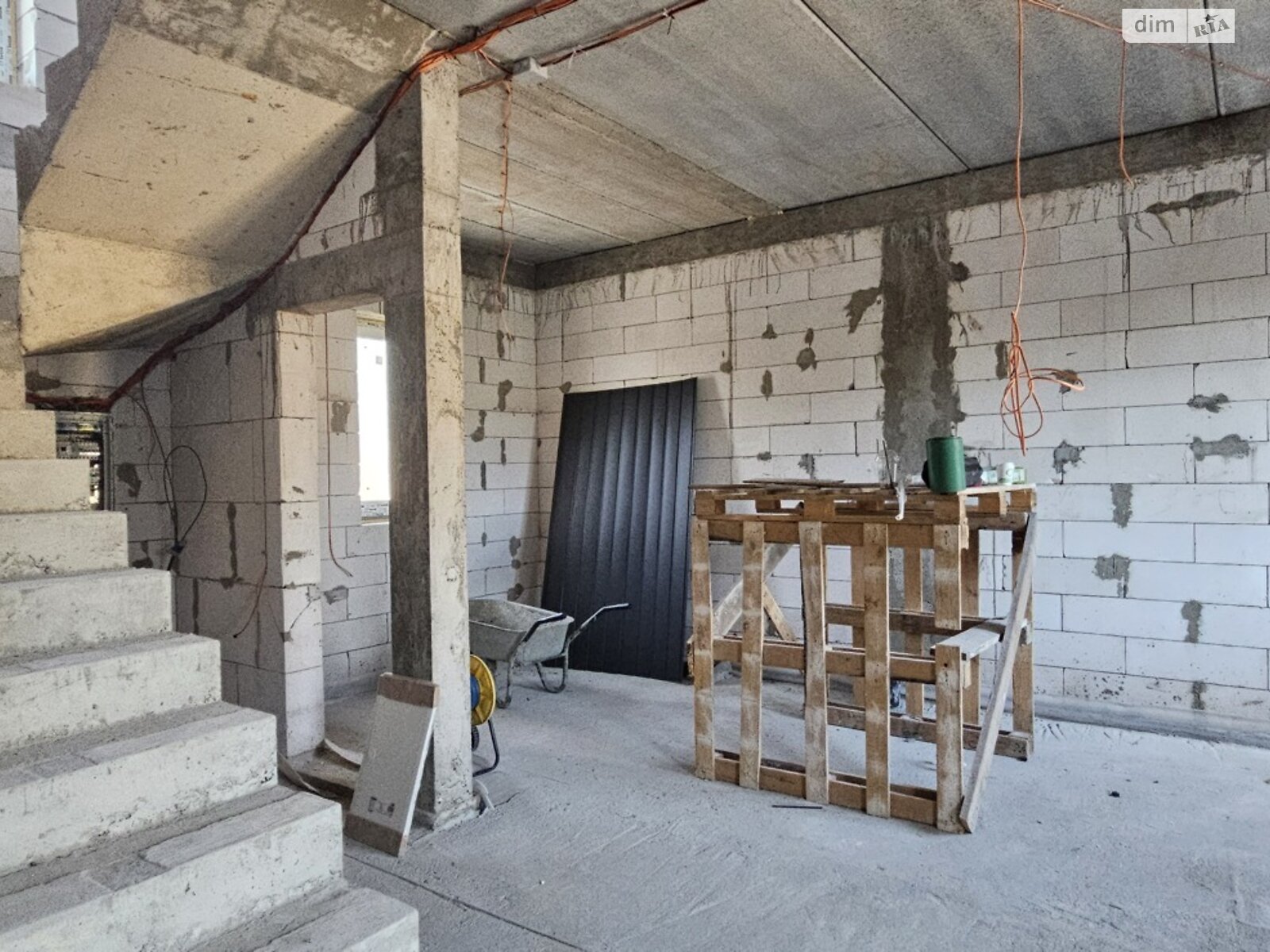 двухэтажный дом, 120 кв. м, пеноблок. Продажа в Крыжановка фото 1