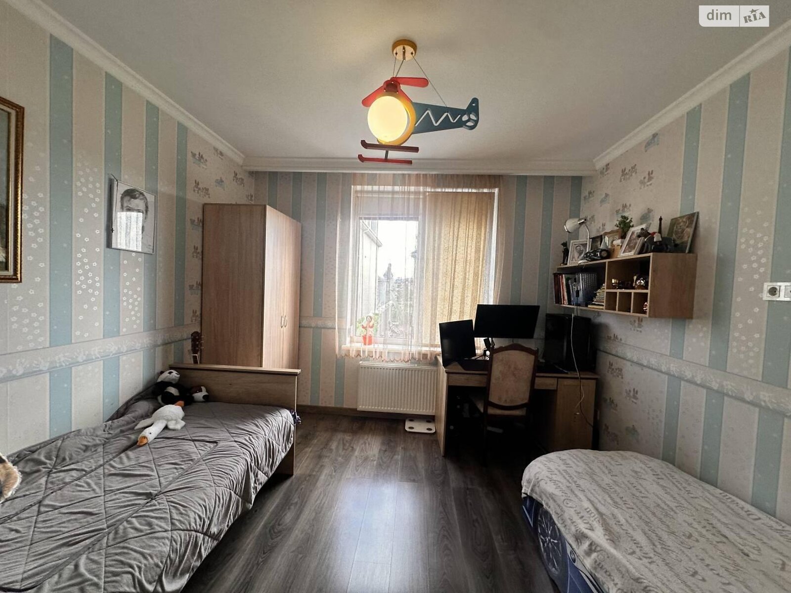 трехэтажный дом, 135.2 кв. м, ракушечник (ракушняк). Продажа в Крыжановка фото 1 трехэтажный дом, 135.2 кв. м, ракушечник (ракушняк). Продажа в Крыжановка фото 1