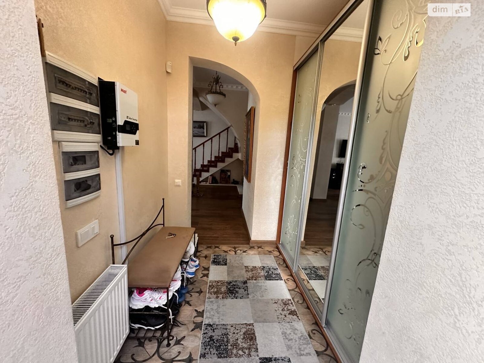 трехэтажный дом, 135.2 кв. м, ракушечник (ракушняк). Продажа в Крыжановка фото 1 трехэтажный дом, 135.2 кв. м, ракушечник (ракушняк). Продажа в Крыжановка фото 1