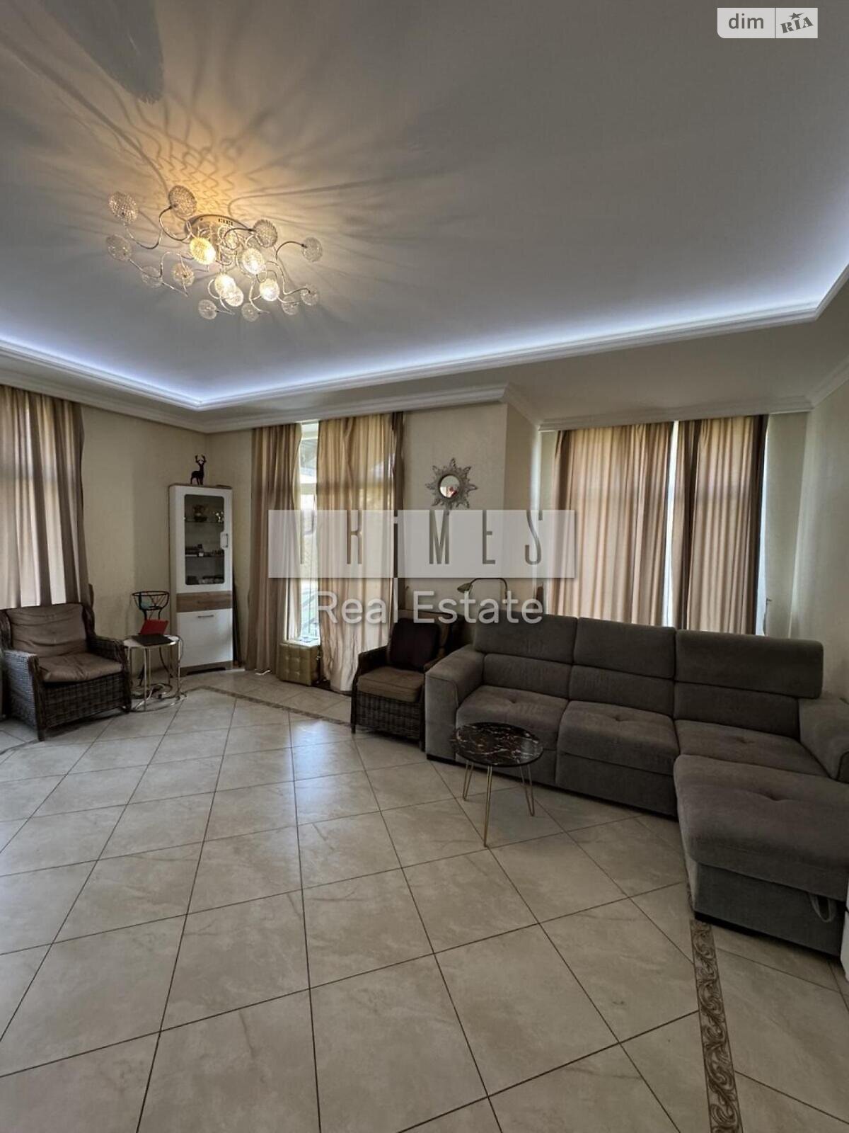 двоповерховий будинок з гаражем, 278 кв. м, цегла. Продаж у Крюківщині фото 1 двоповерховий будинок з гаражем, 278 кв. м, цегла. Продаж у Крюківщині фото 1