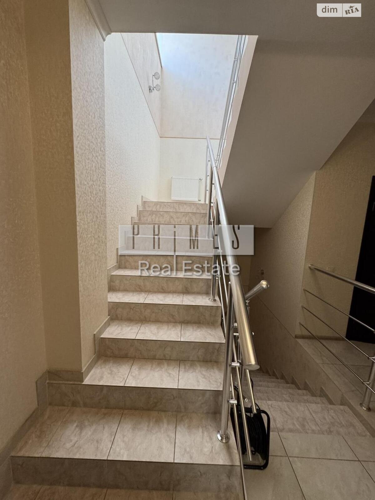 двоповерховий будинок з гаражем, 278 кв. м, цегла. Продаж у Крюківщині фото 1 двоповерховий будинок з гаражем, 278 кв. м, цегла. Продаж у Крюківщині фото 1