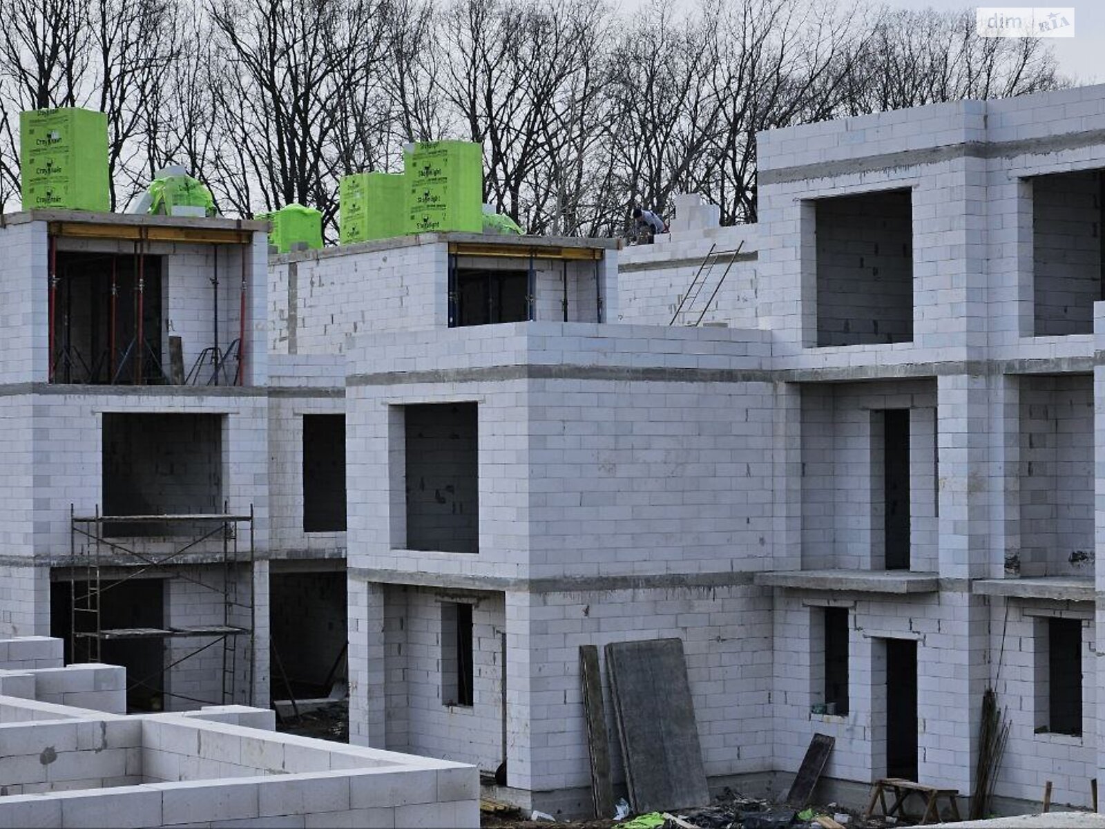 триповерховий будинок, 92 кв. м, газобетон. Продаж у Крюківщині фото 3 триповерховий будинок, 92 кв. м, газобетон. Продаж у Крюківщині фото 3