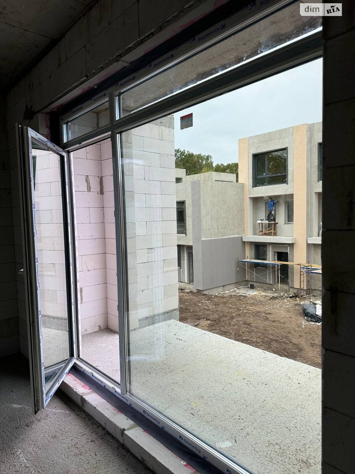 триповерховий будинок, 92 кв. м, газобетон. Продаж у Крюківщині фото 3 триповерховий будинок, 92 кв. м, газобетон. Продаж у Крюківщині фото 3