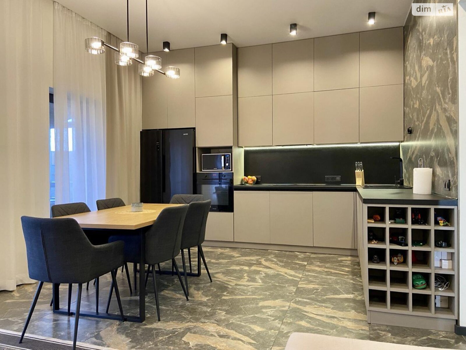 двоповерховий будинок з верандою, 124 кв. м, цегла. Продаж у Крюківщині фото 1 двоповерховий будинок з верандою, 124 кв. м, цегла. Продаж у Крюківщині фото 1