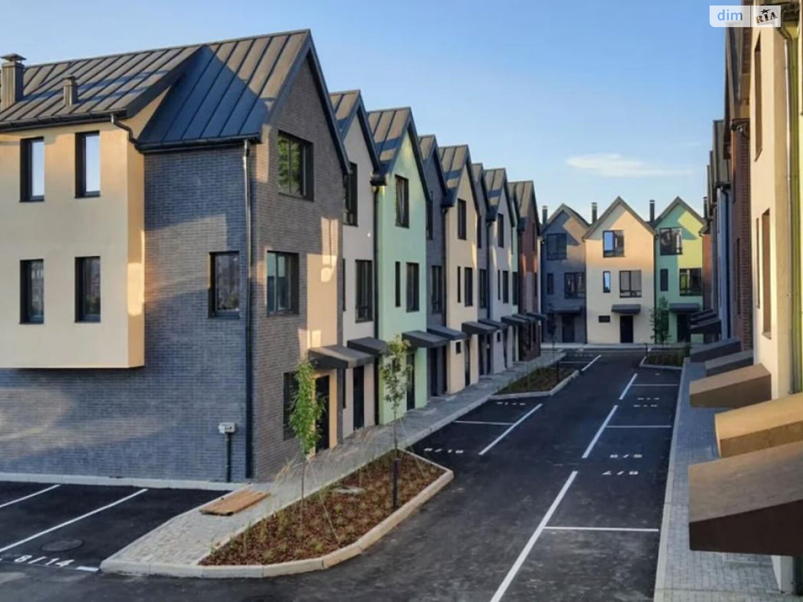 триповерховий будинок, 84.5 кв. м, кирпич. Продаж у Крюківщині фото 1