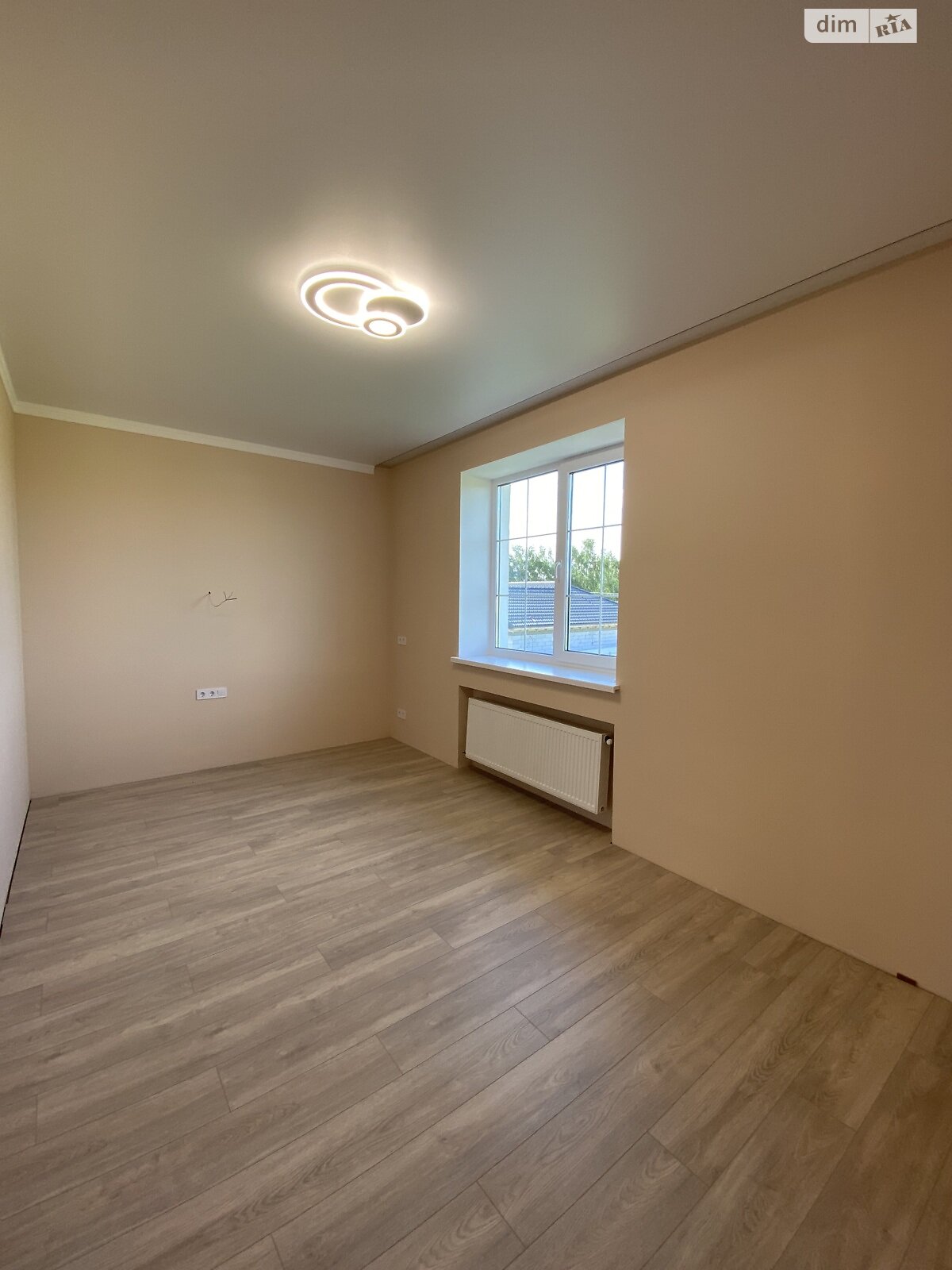 двухэтажный дом с ремонтом, 170 кв. м, кирпич. Продажа в Крюковщине фото 1
