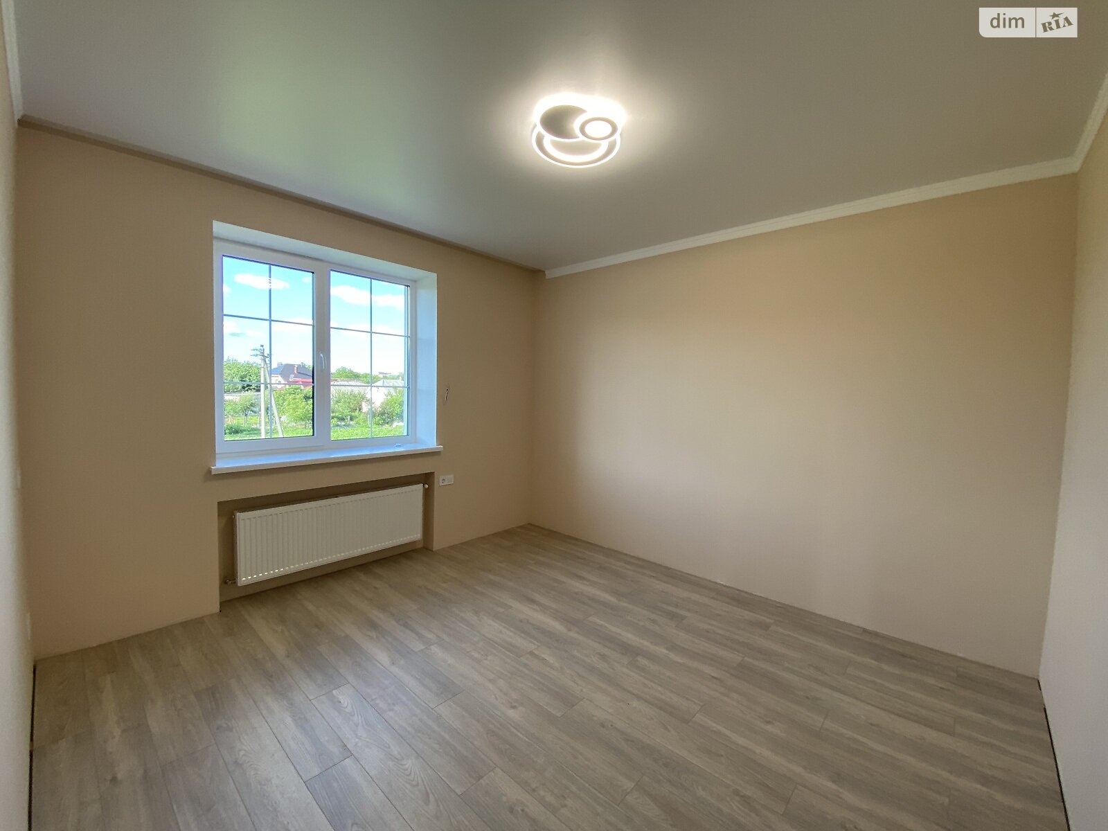 двухэтажный дом с ремонтом, 170 кв. м, кирпич. Продажа в Крюковщине фото 1