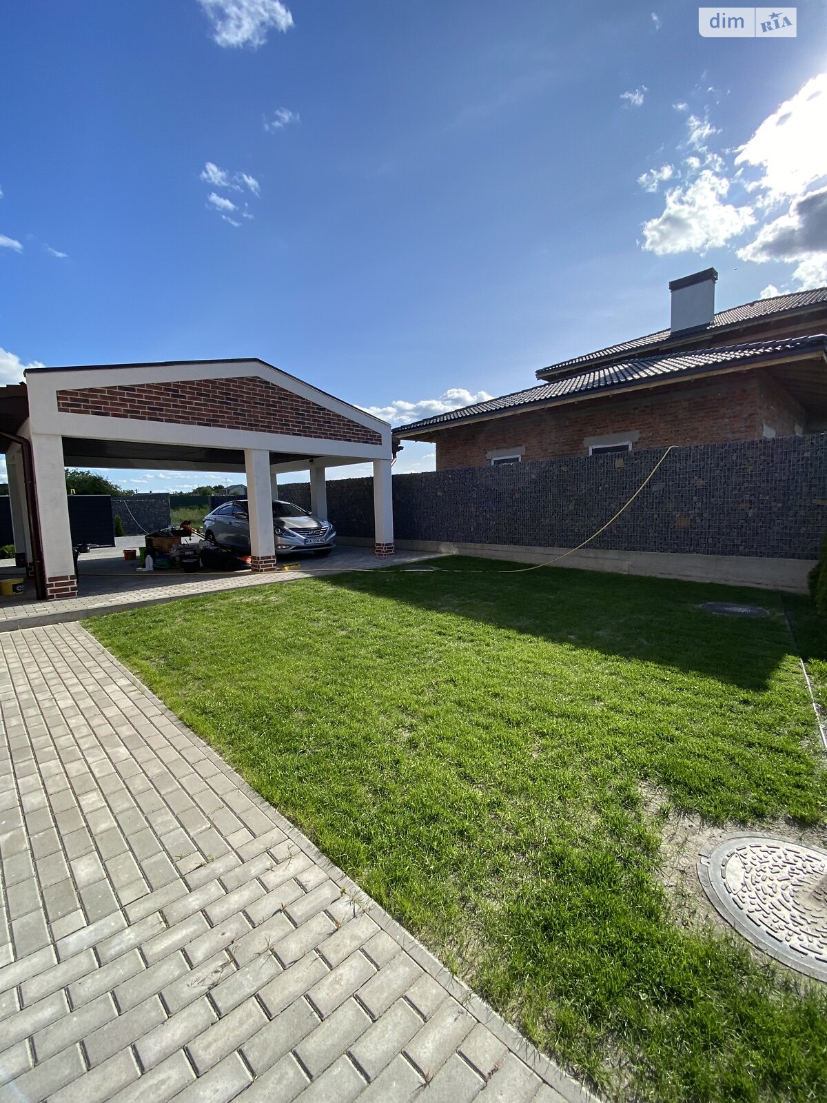 двухэтажный дом с ремонтом, 170 кв. м, кирпич. Продажа в Крюковщине фото 1