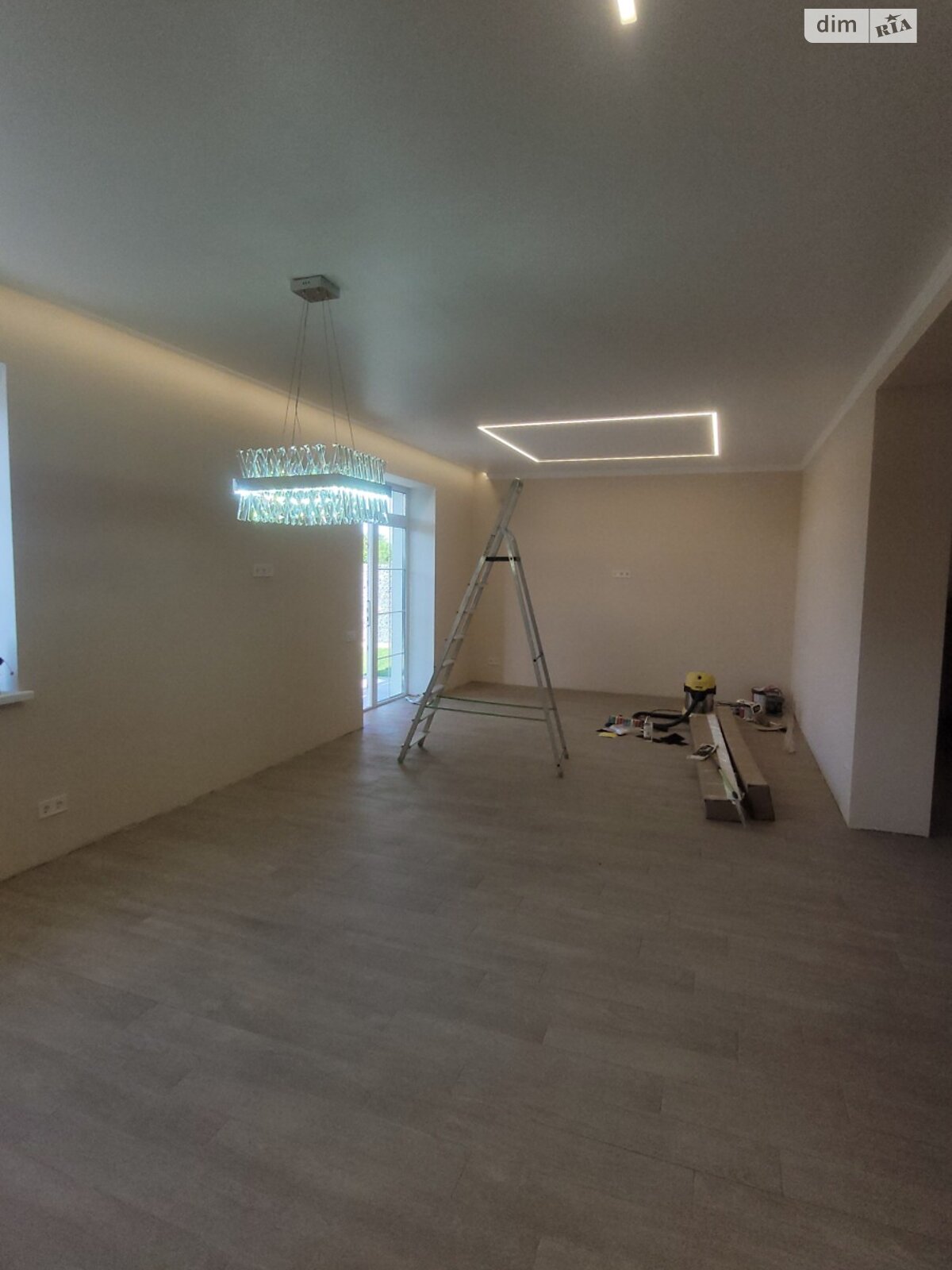 двоповерховий будинок з ремонтом, 216 кв. м, газобетон. Продаж у Крюківщині фото 1 двоповерховий будинок з ремонтом, 216 кв. м, газобетон. Продаж у Крюківщині фото 1