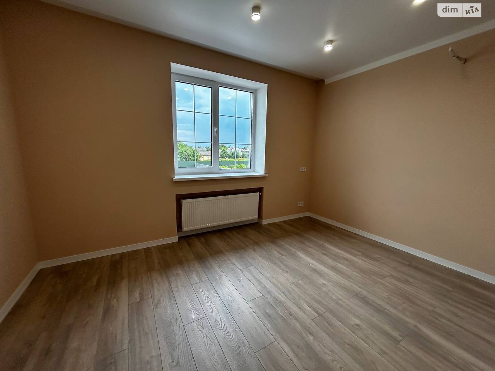 двухэтажный дом с ремонтом, 216 кв. м, газобетон. Продажа в Крюковщине фото 1 двухэтажный дом с ремонтом, 216 кв. м, газобетон. Продажа в Крюковщине фото 1
