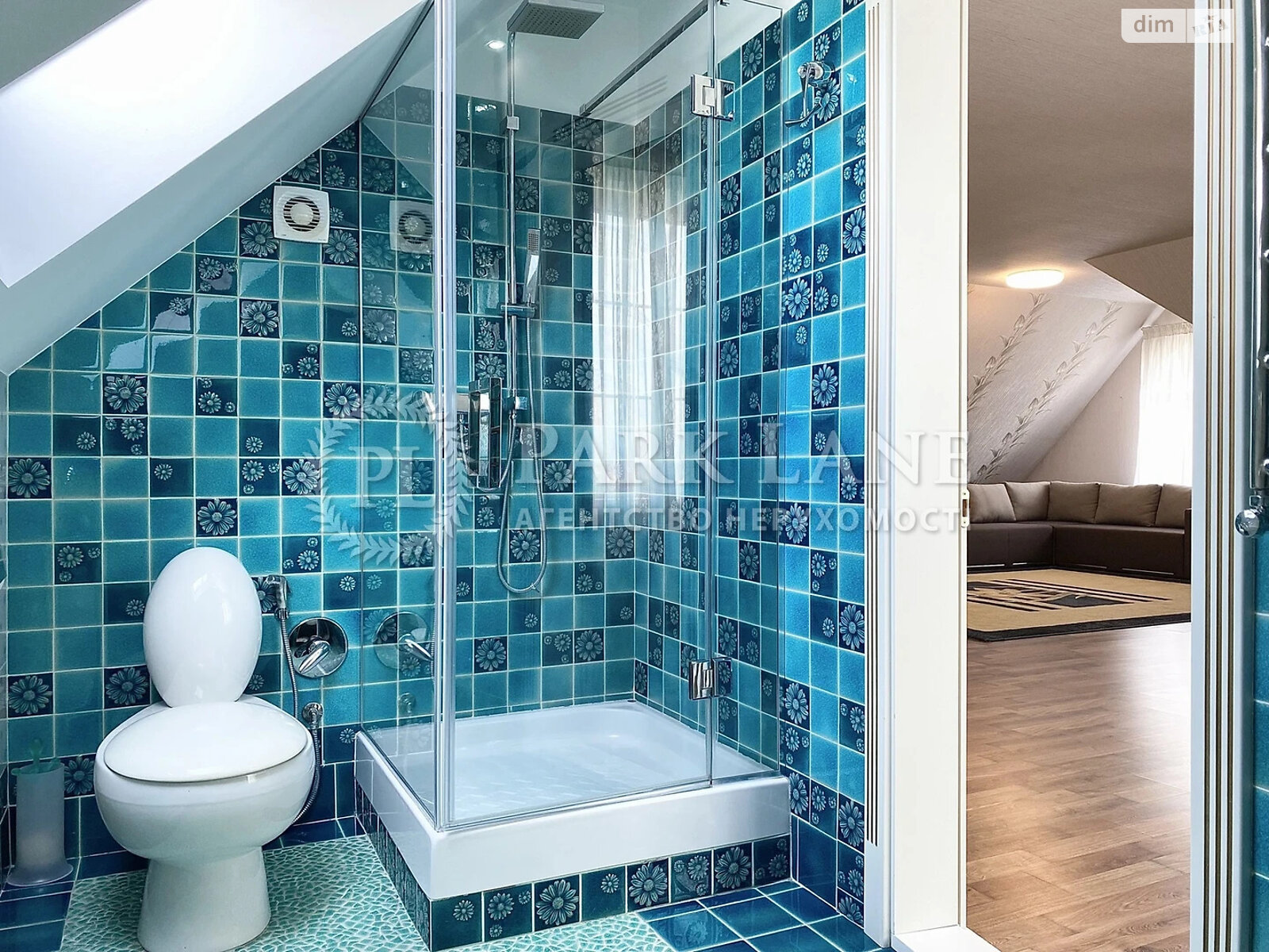 триповерховий будинок з верандою, 535 кв. м, цегла. Продаж у Крюківщині фото 1