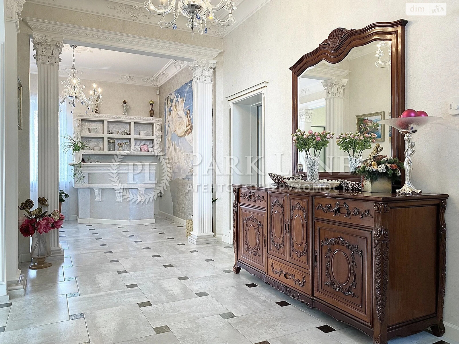 триповерховий будинок з верандою, 535 кв. м, цегла. Продаж у Крюківщині фото 1
