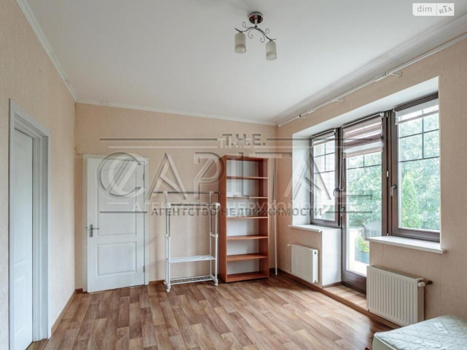 трехэтажный дом, 480 кв. м, кирпич. Продажа в Крюковщине фото 1