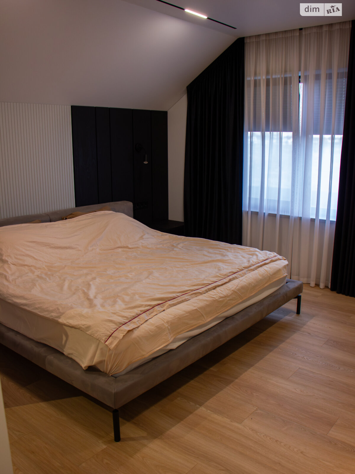 двухэтажный дом с верандой, 250 кв. м, кирпич. Продажа в Крюковщине фото 1 двухэтажный дом с верандой, 250 кв. м, кирпич. Продажа в Крюковщине фото 1