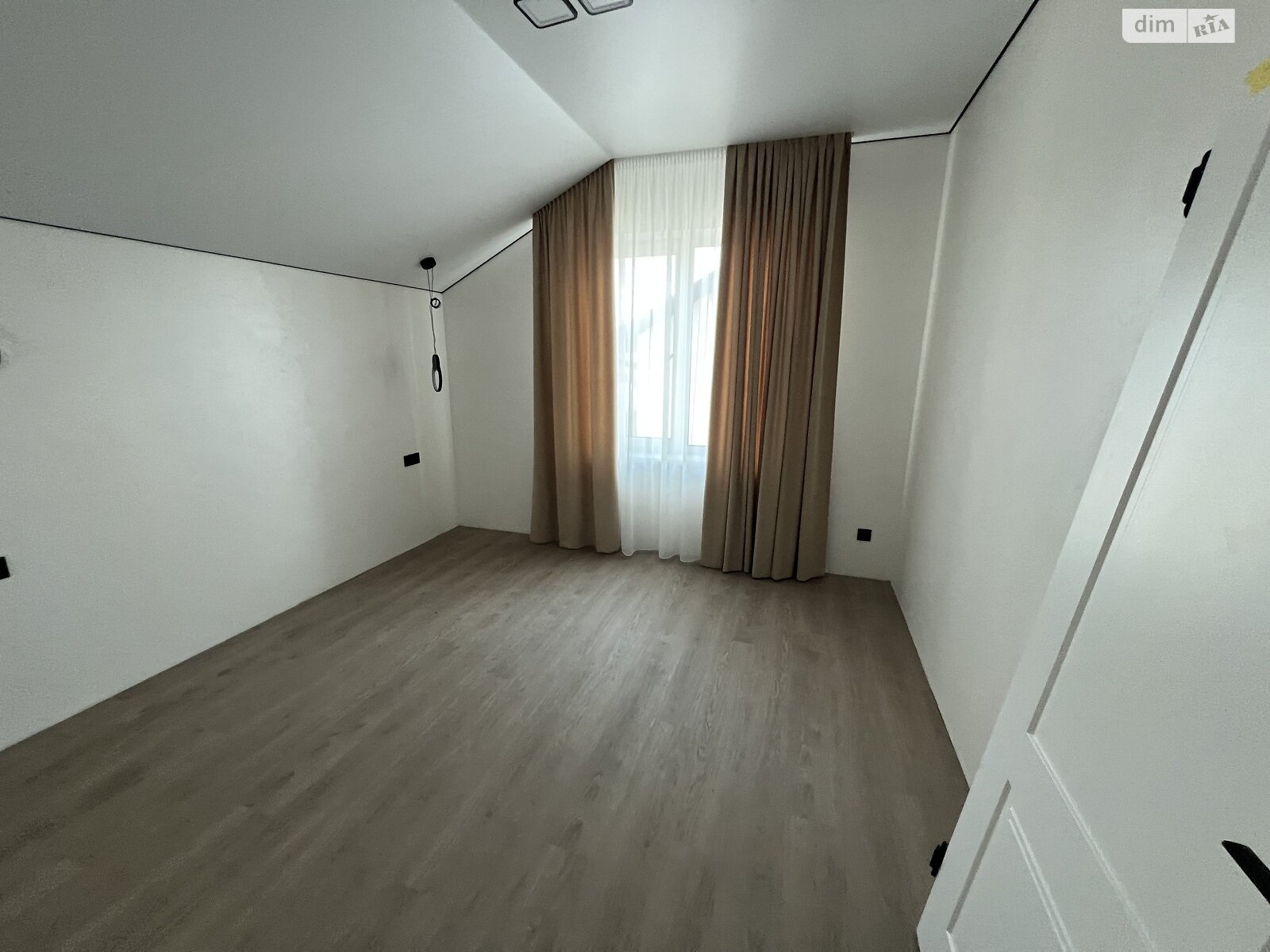 одноэтажный дом с ремонтом, 138 кв. м, пеноблок. Продажа в Крюковщине фото 1 одноэтажный дом с ремонтом, 138 кв. м, пеноблок. Продажа в Крюковщине фото 1