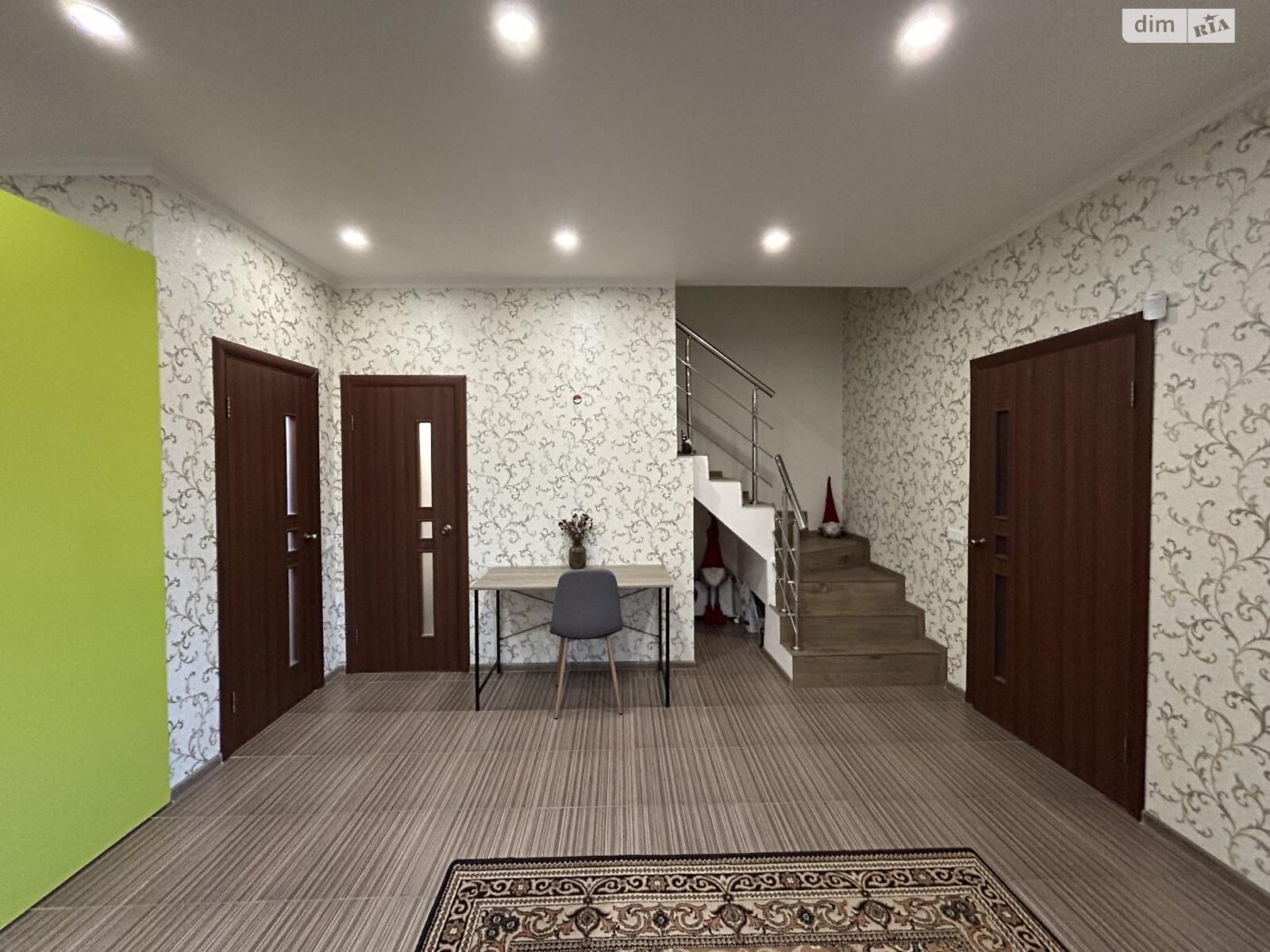 двоповерховий будинок з балконом, 130 кв. м, цегла. Продаж у Крюківщині фото 1 двоповерховий будинок з балконом, 130 кв. м, цегла. Продаж у Крюківщині фото 1