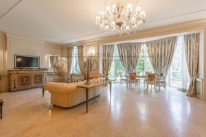 триповерховий будинок з верандою, 800 кв. м, цегла. Продаж у Крюківщині фото 2