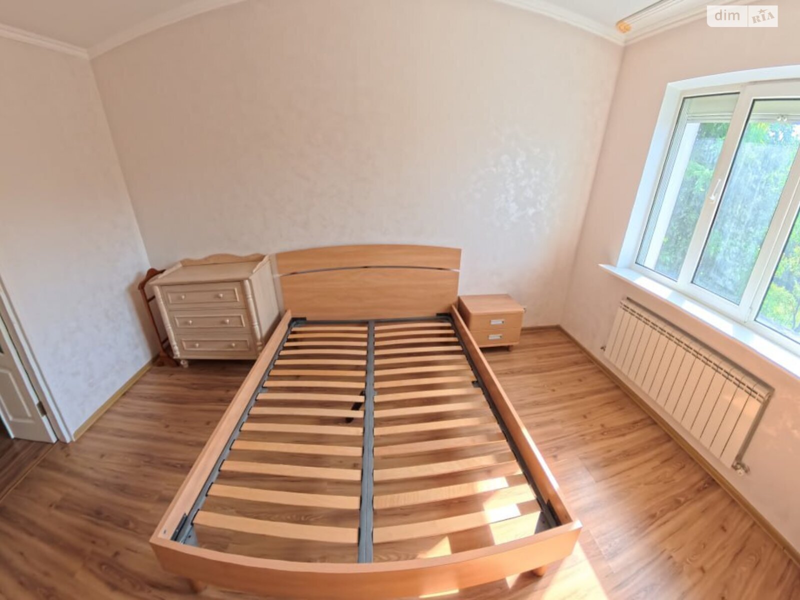 двоповерховий будинок з верандою, 670 кв. м, цегла. Продаж у Крюківщині фото 1 двоповерховий будинок з верандою, 670 кв. м, цегла. Продаж у Крюківщині фото 1
