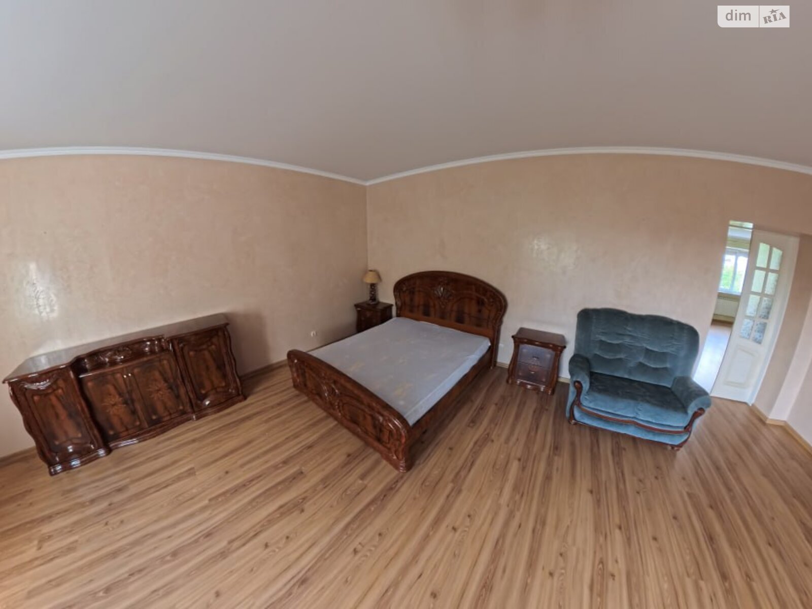 двоповерховий будинок з верандою, 670 кв. м, цегла. Продаж у Крюківщині фото 1 двоповерховий будинок з верандою, 670 кв. м, цегла. Продаж у Крюківщині фото 1