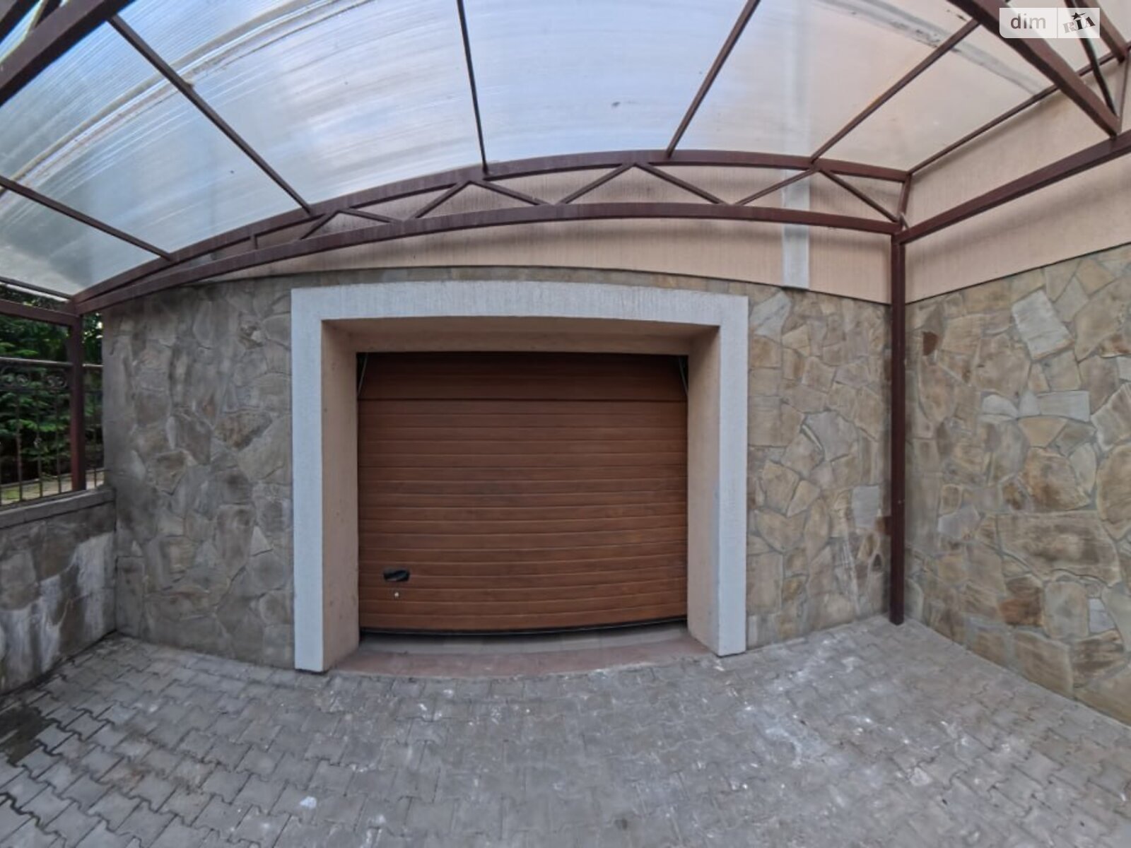 двоповерховий будинок з верандою, 670 кв. м, цегла. Продаж у Крюківщині фото 1 двоповерховий будинок з верандою, 670 кв. м, цегла. Продаж у Крюківщині фото 1