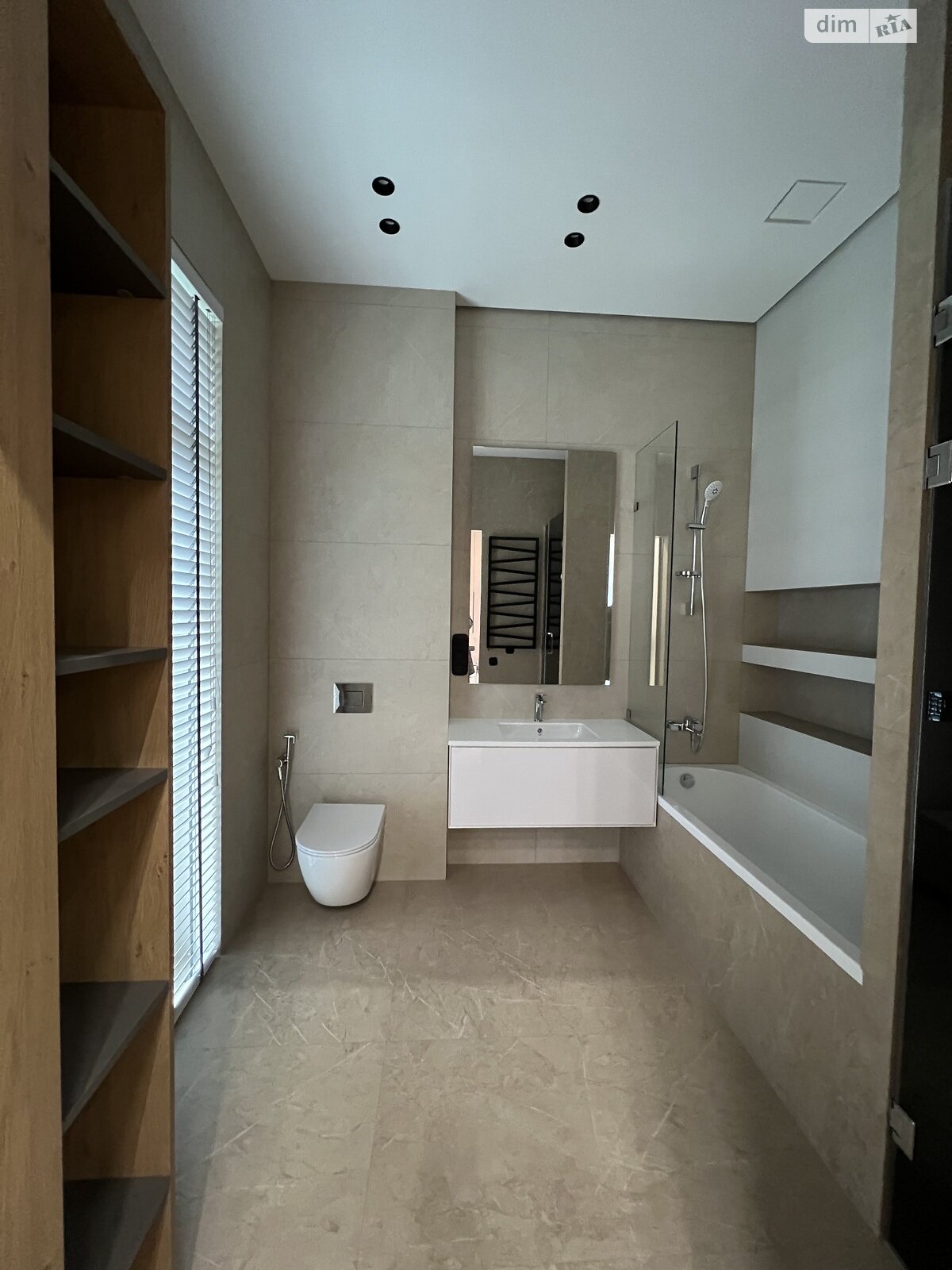 двоповерховий будинок, 180 кв. м, цегла. Продаж у Крюківщині фото 1 двоповерховий будинок, 180 кв. м, цегла. Продаж у Крюківщині фото 1