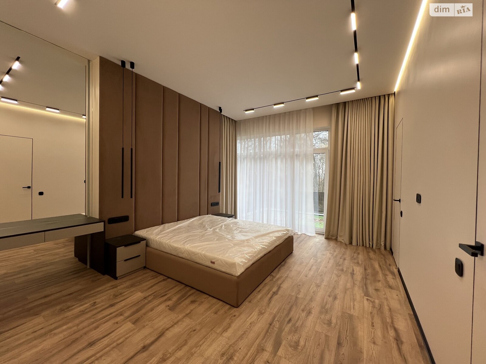 двоповерховий будинок, 180 кв. м, цегла. Продаж у Крюківщині фото 1 двоповерховий будинок, 180 кв. м, цегла. Продаж у Крюківщині фото 1