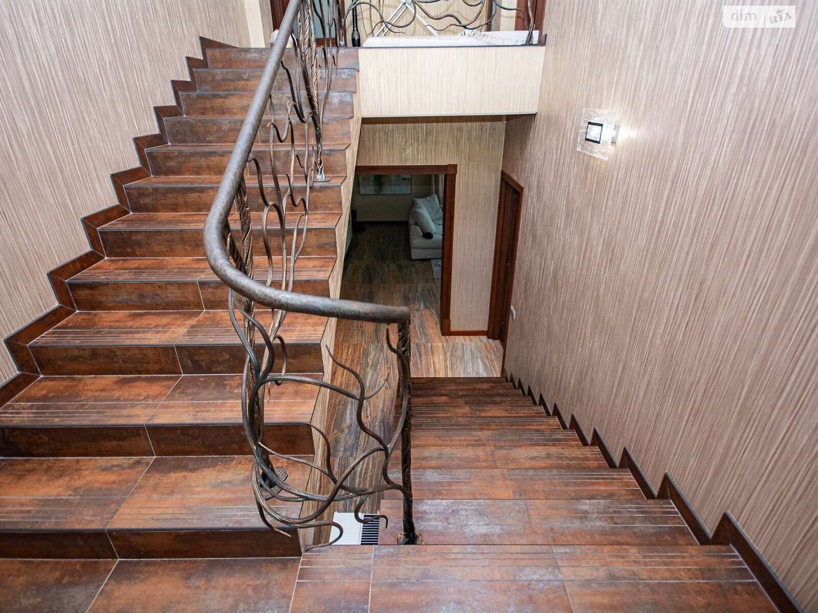 двоповерховий будинок бесідка, 257 кв. м, цегла. Продаж у Крюківщині фото 1