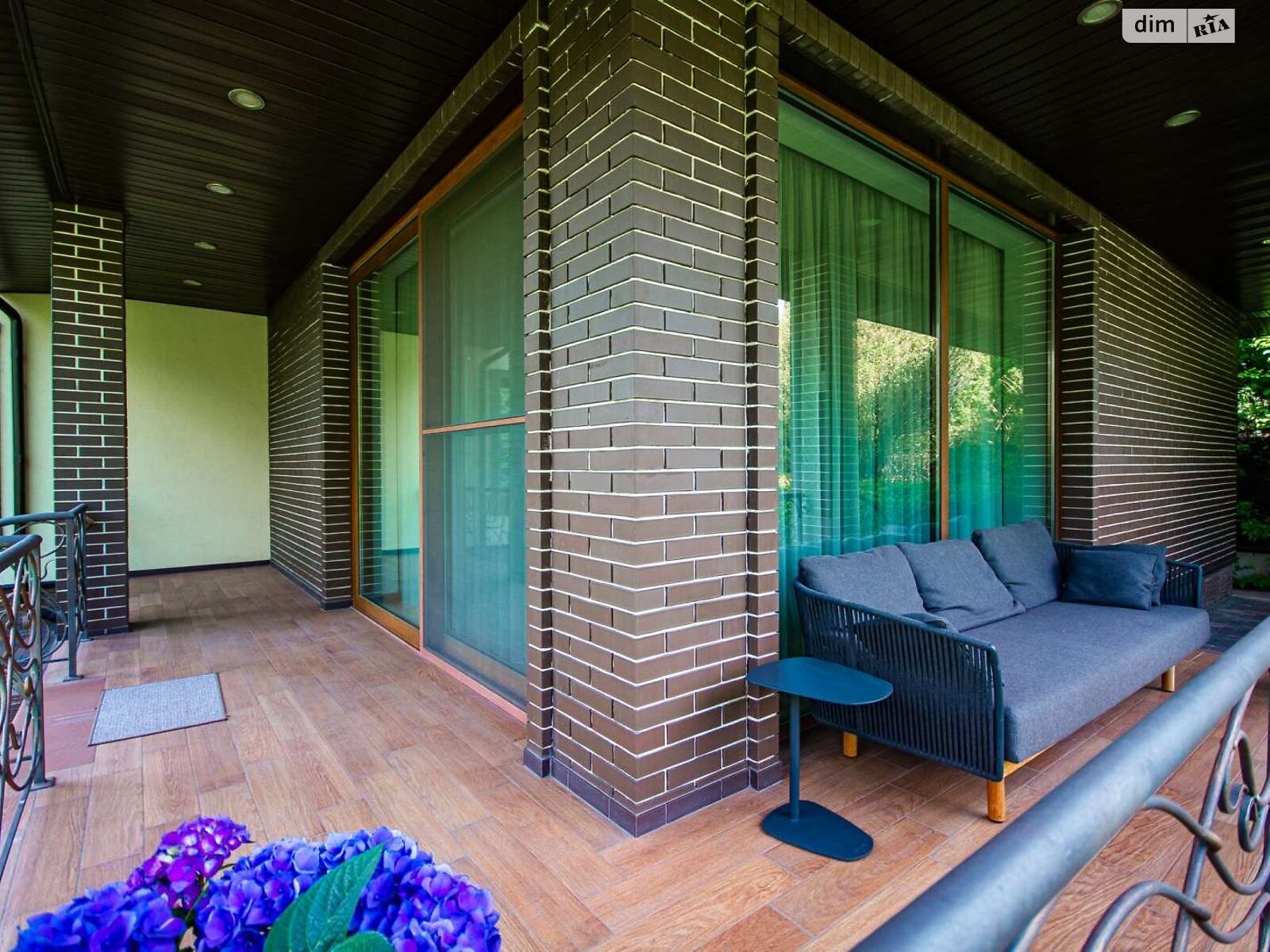 двоповерховий будинок бесідка, 257 кв. м, цегла. Продаж у Крюківщині фото 1