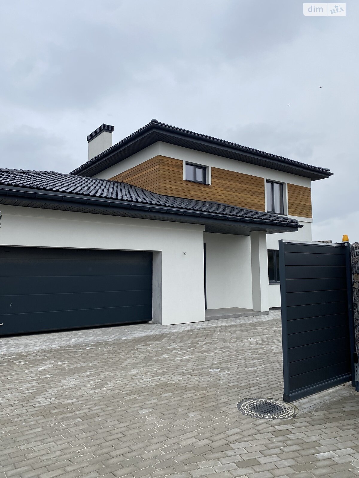 двухэтажный дом, 216 кв. м, газобетон. Продажа в Крюковщине фото 1