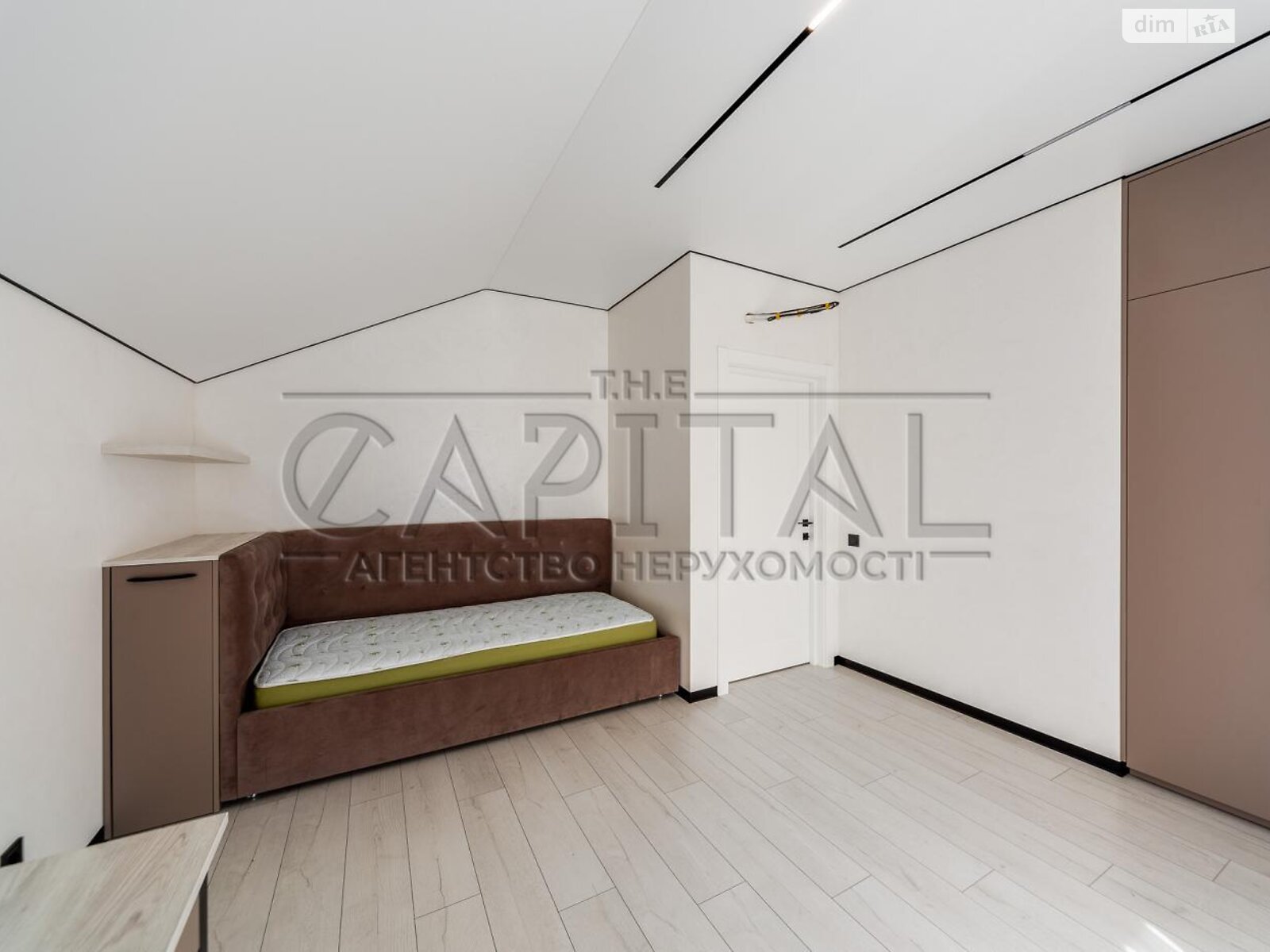 двоповерховий будинок, 167 кв. м, цегла. Продаж у Крюківщині фото 1 двоповерховий будинок, 167 кв. м, цегла. Продаж у Крюківщині фото 1